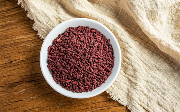 Restriction of Monacolins from red yeast rice